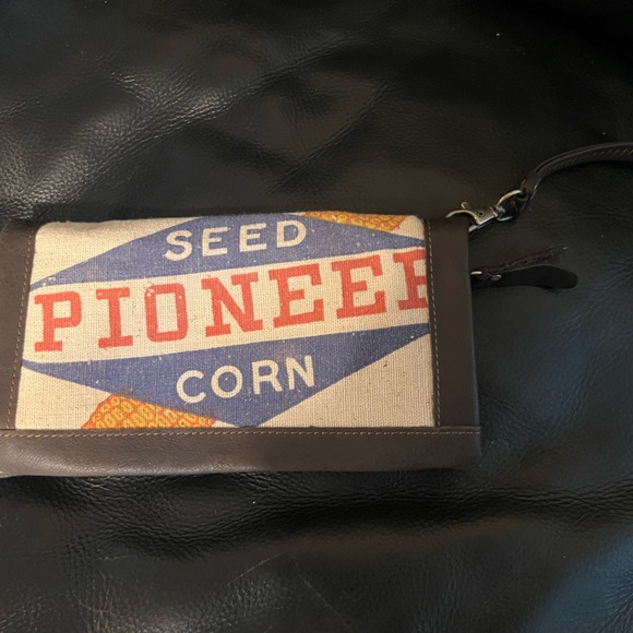 Pioneer Seed Corn Canvas and Leather Clutch - Picture 1 of 2